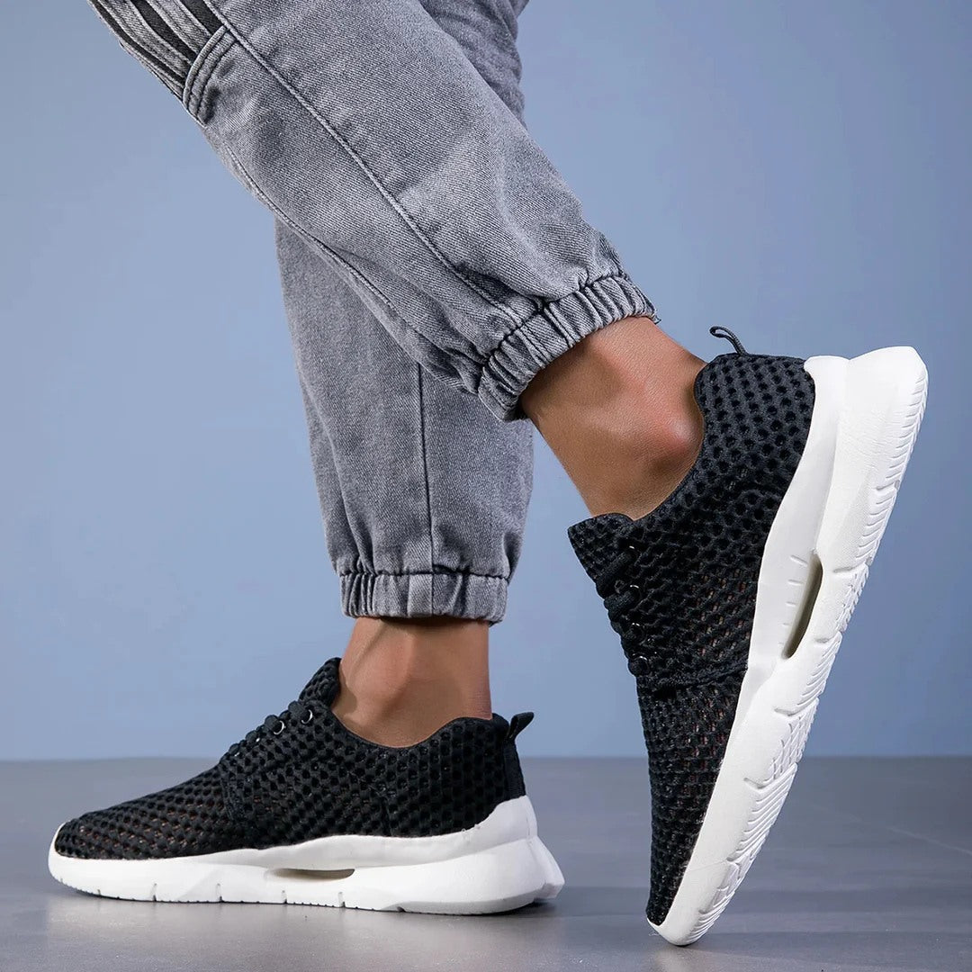 Riven Ultralight Mesh Sneakers