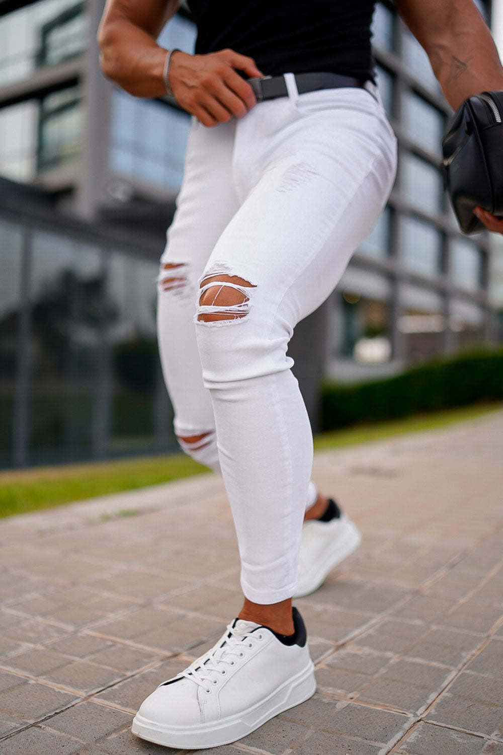 Men's White Skinny Jean - Ripped
